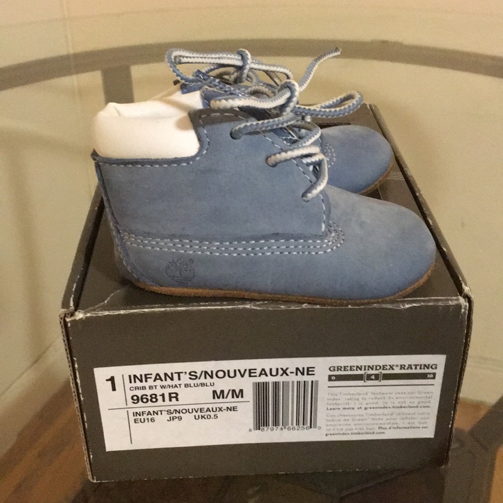 Crib shoes